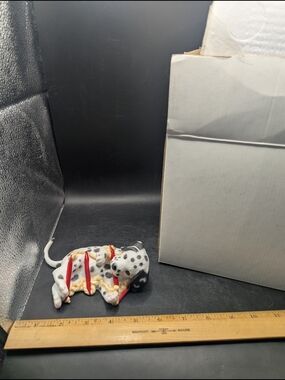 Vtg 1994 Princeton Gallery Vintage Fine Porcelain Dalmatian Figure "All Tied Up"